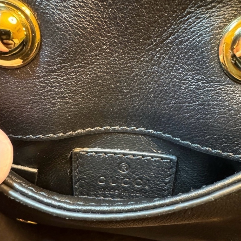 New Authentic Gucci Blondie GG Logo
Black Crossbody Wallet Bag - Picture 9 of 14